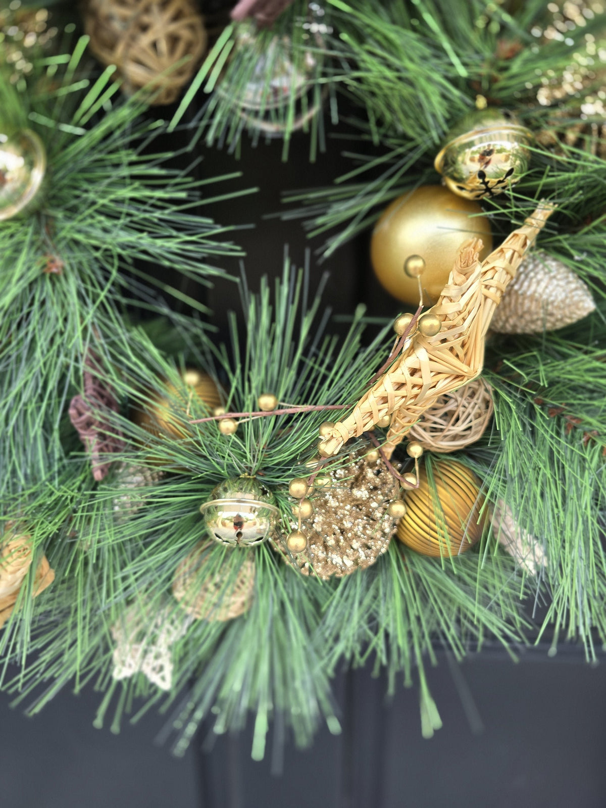 Luxury Long Needle Pine Christmas Wreath | Rustic Farmhouse Front Door Wreath | 60cm (24")