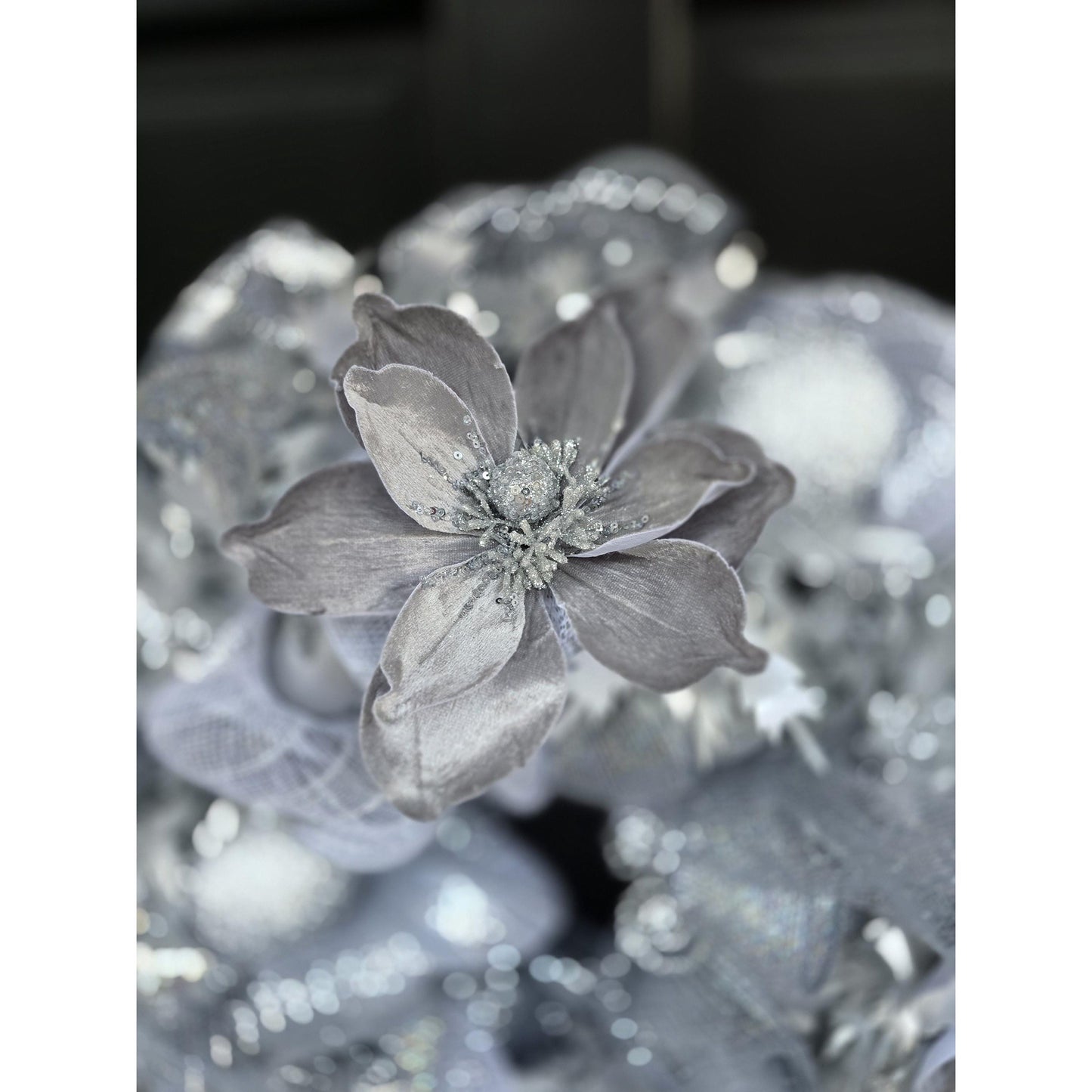 Silver Luxury Christmas Wreath Front Door Luxury Home Decorations Xmas Winter Mantle Decor Holiday Wreath Advent Swag Silver Theme