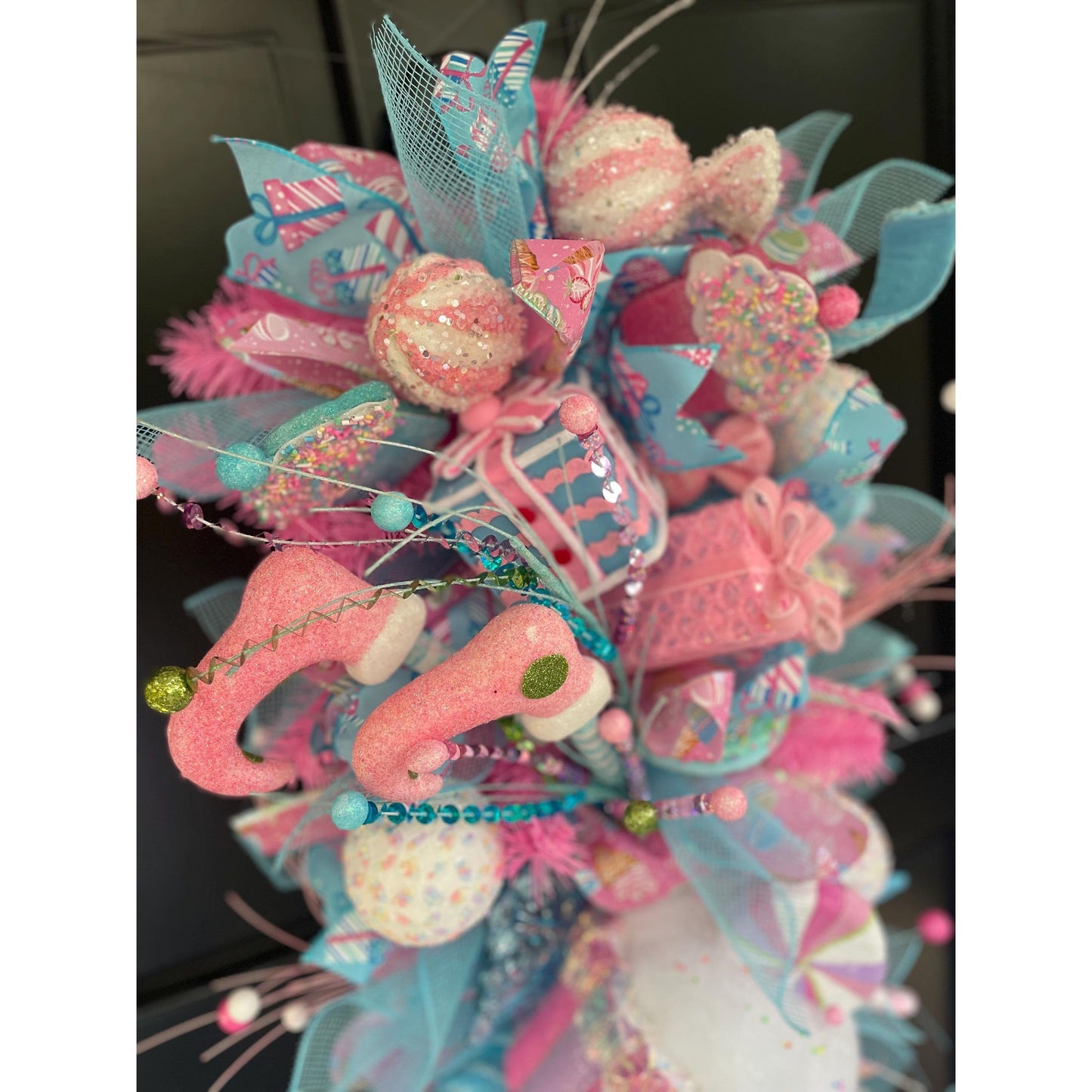 XL Candy Shop Luxury Teardrop Christmas Front Door Wreath Sweet Cake Pink Blue Home Decoration Xmas Winter Mantle Decor Holiday Advent Swag