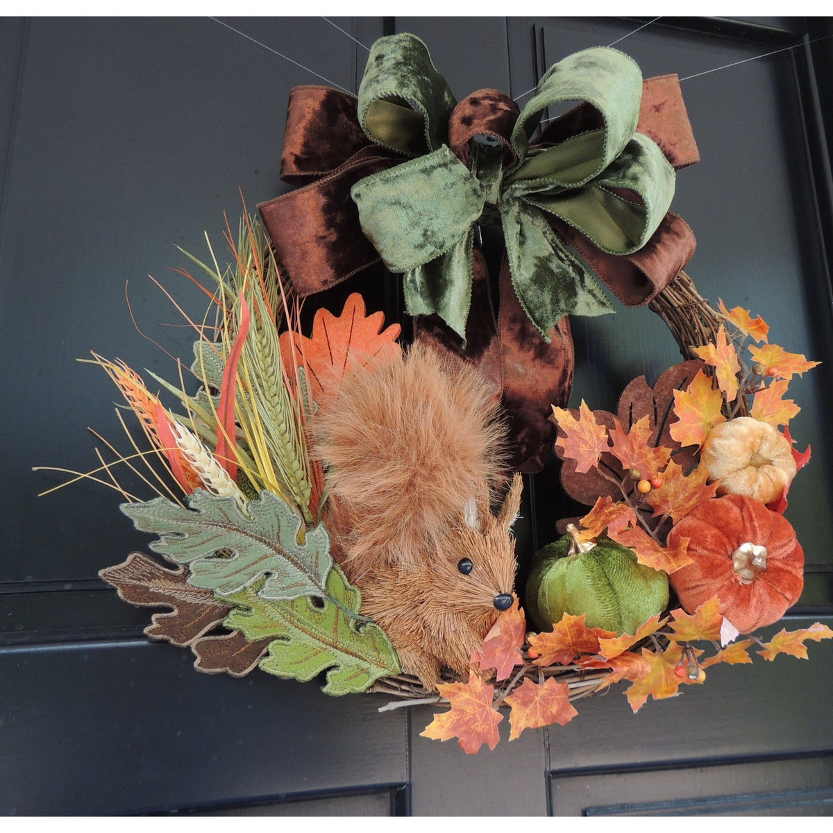 Luxury Woodland Squirrel Autumn Wreath | Velvet Pumpkin Fall Door Decor | 40cm (16")