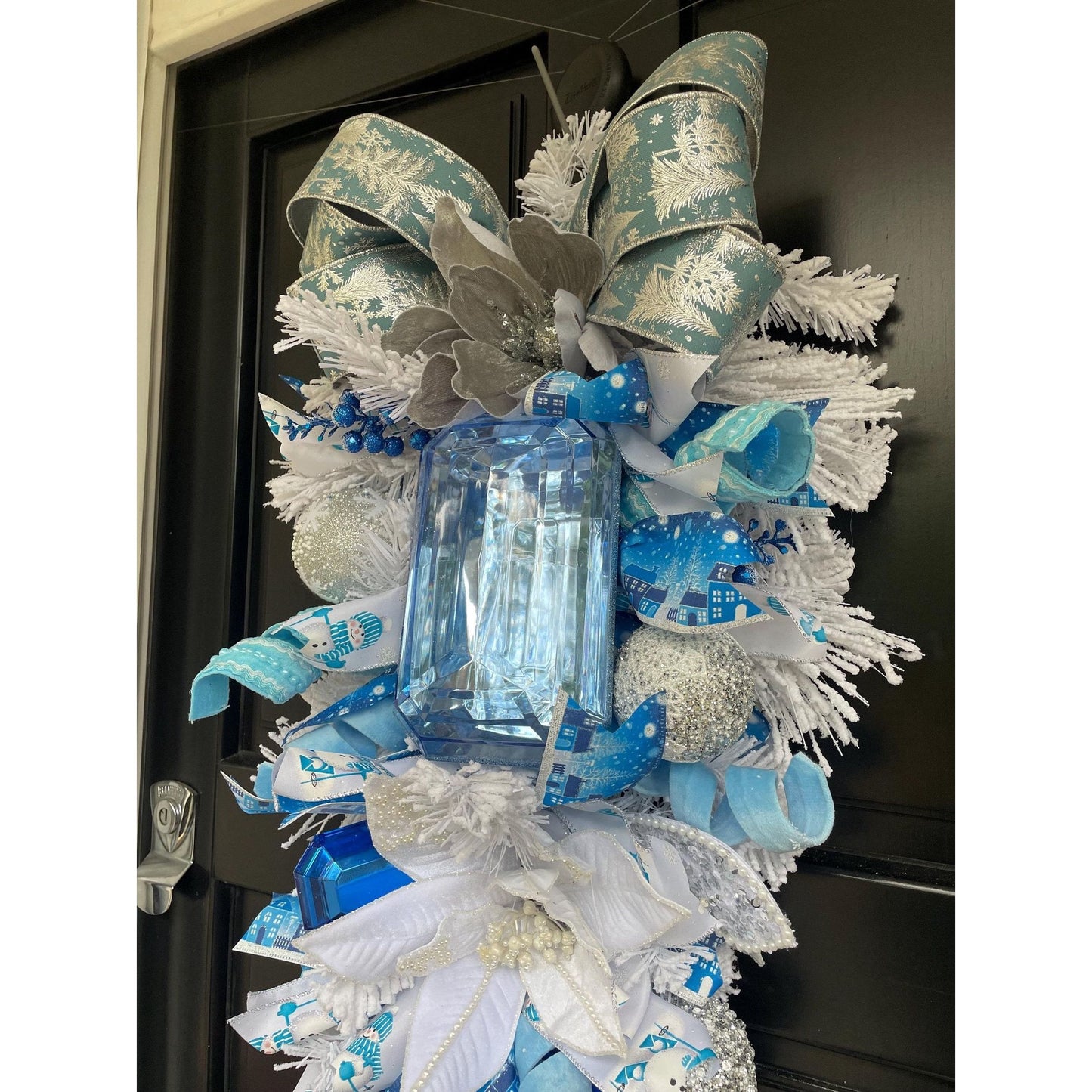 XL Ice Blue Snow Flocked Luxury Teardrop Christmas Front Door Wreath White Home Decoration Xmas Winter Mantle Decor Holiday Advent Swag