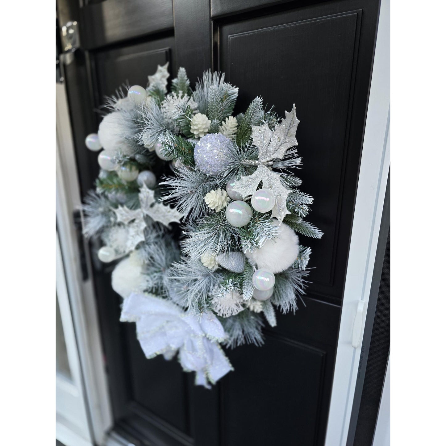 Luxury Christmas Flocked Snowy Christmas Wreath Winter Holiday Front Door Porch Wall Hanger Mantle Home Decor Decoration Designer Gift Pine