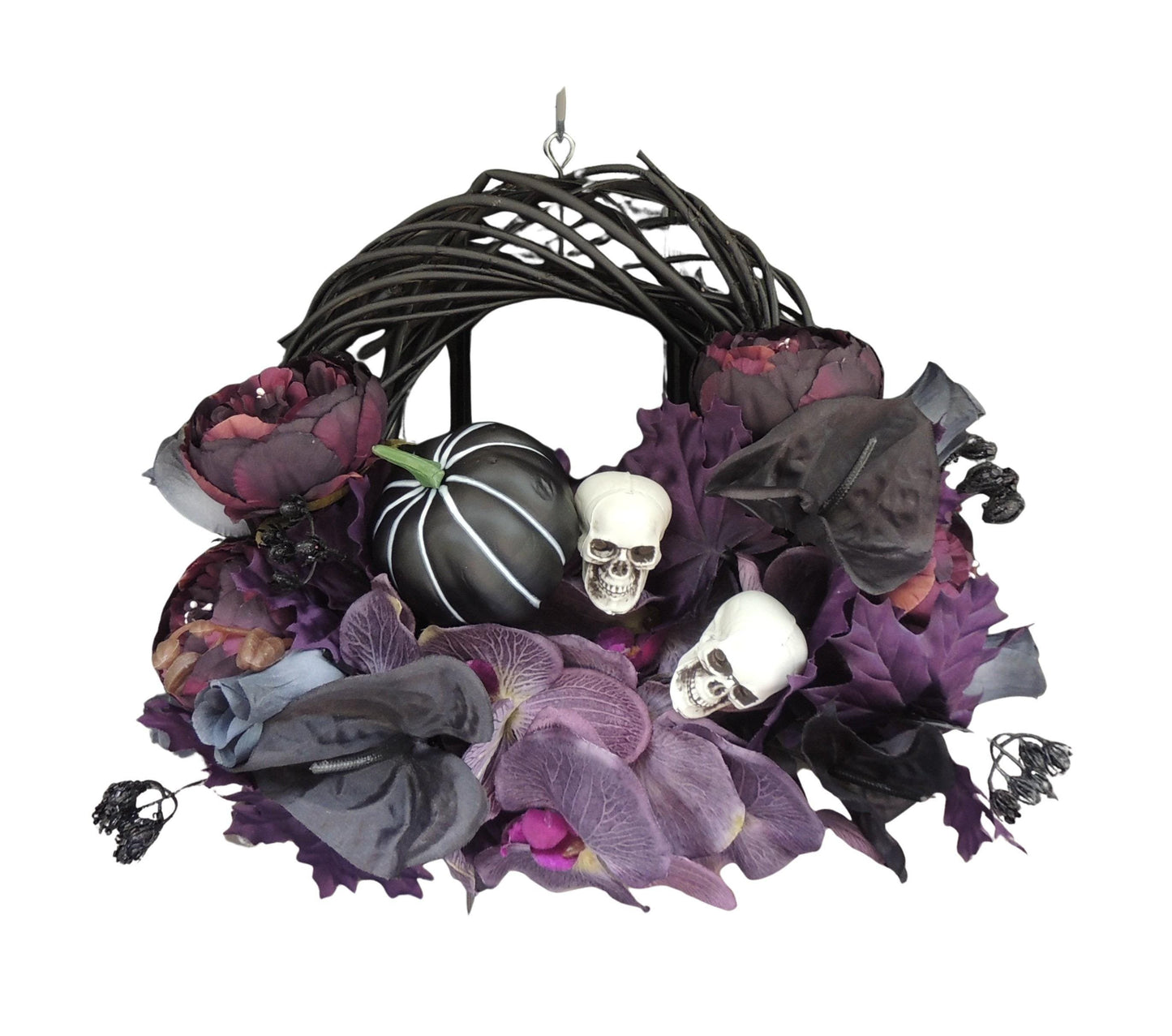 Gothic Halloween Wreath, Black Purple Skull Wreath,Front Door Decor,Dark Floral Wreath Spooky Halloween Decor, Haunted Decor,Steampunk Swag