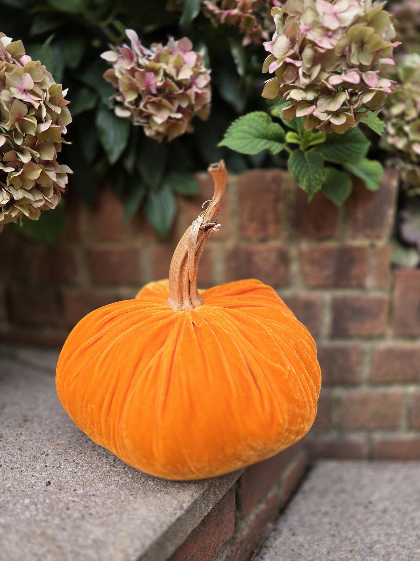 Mustard Gold XL Large Plush Silk Velvet Pumpkins, Handmade Autumn Decor, Real Stem Centerpiece Ornament, Glitzy Decoration, Fall Wedding