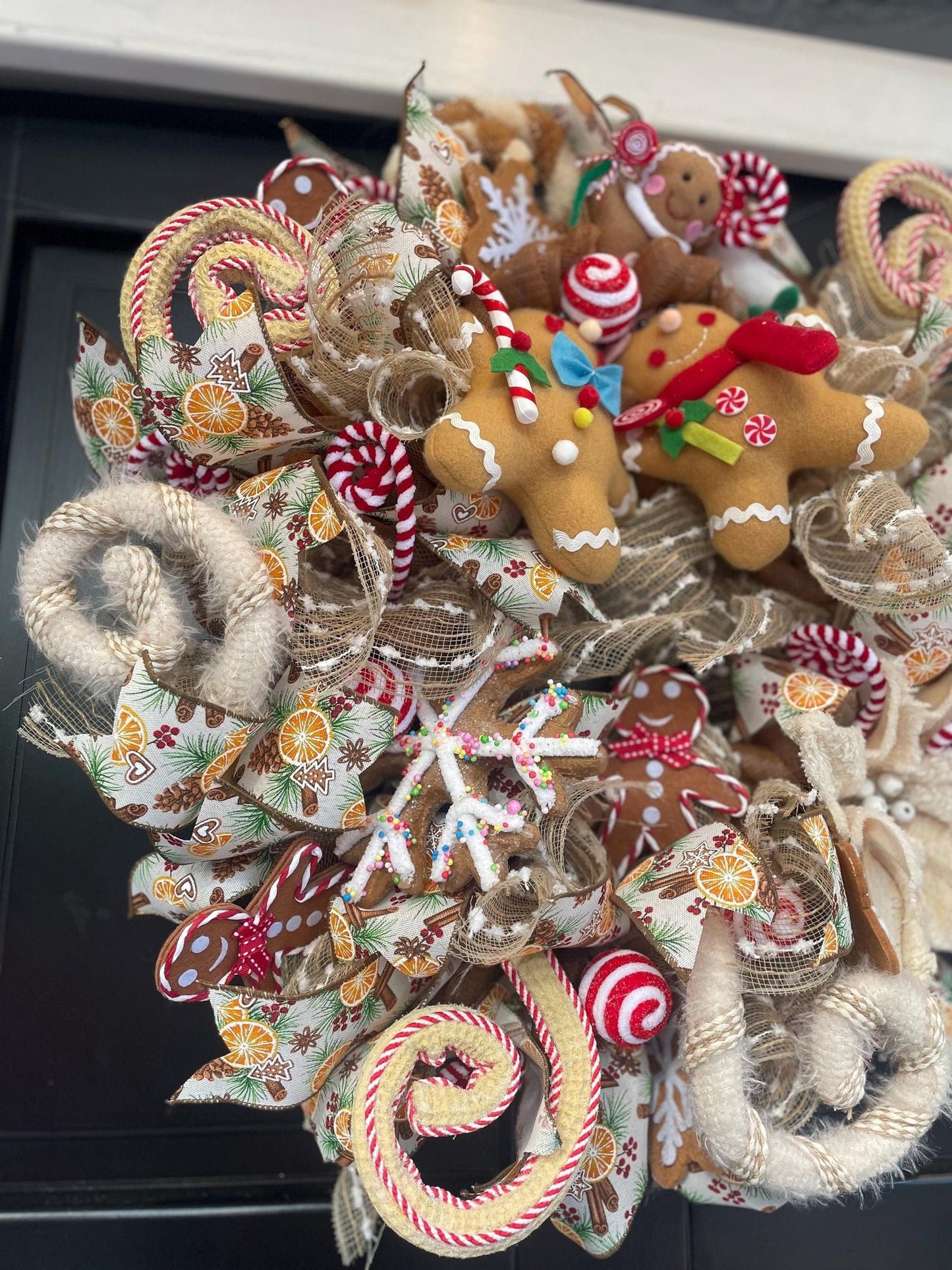 Luxury Gingerbread Christmas Wreath | Candy Cottage Front Door Wreath | 50cm (20")