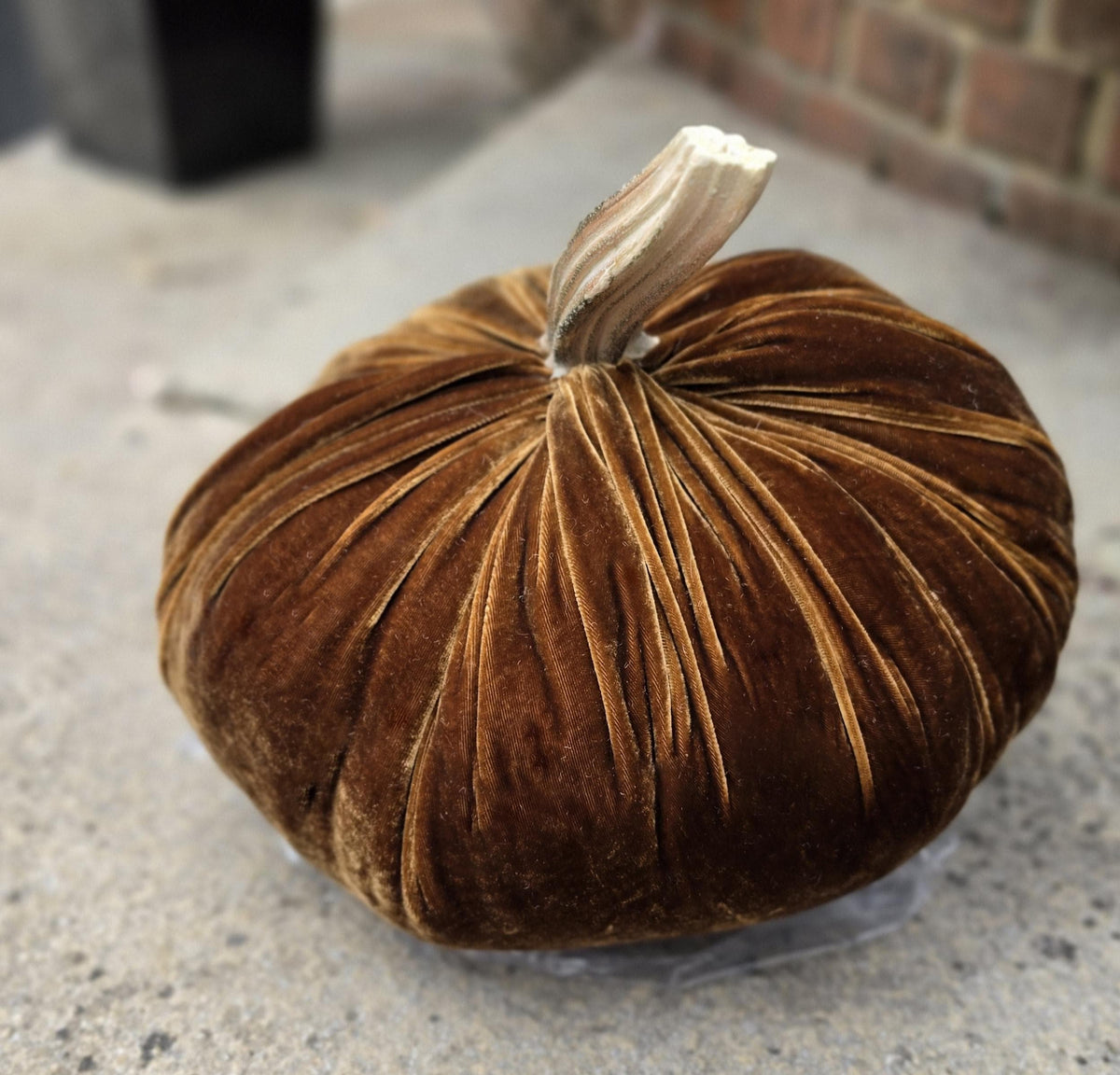Chocolate Brown LARGE Silk Velvet Pumpkin, Rustic Farmhouse Decor, Wedding Centerpiece,Thanksgiving Tablescape,Hostess Gift Idea Autumn Fall