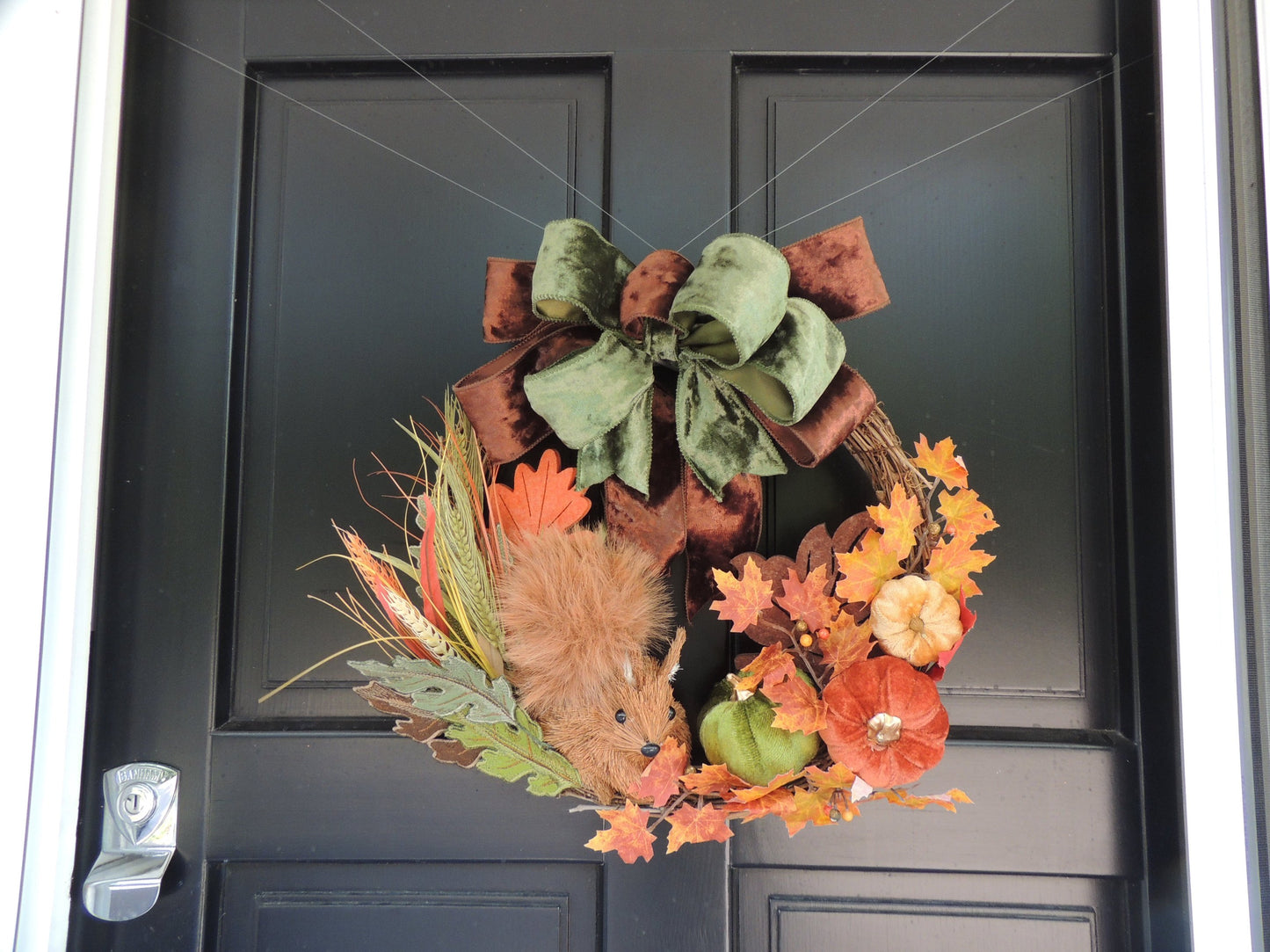 Luxury Woodland Squirrel Autumn Wreath | Velvet Pumpkin Fall Door Decor | 40cm (16")