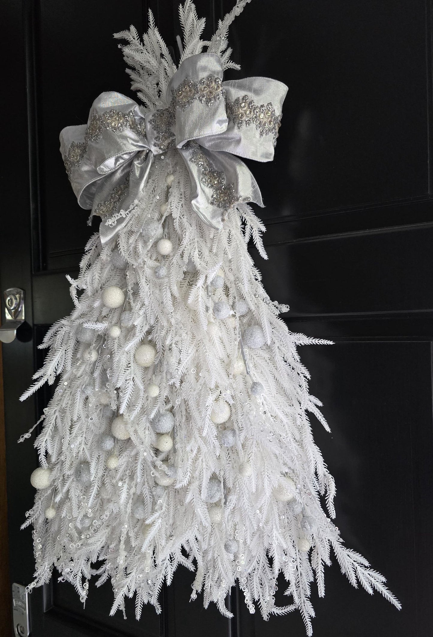 Luxury White Christmas Tree Door Swag | Winter Wonderland Door Decor | 50cm (20")
