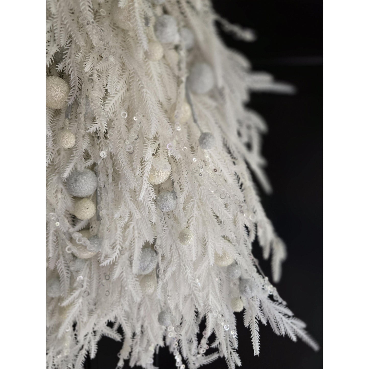 Large Luxury Christmas Tree Wreath Elegant Front Door Home Decorations White Xmas Winter Mantle Decor Porch Holiday Swag Designer Unique