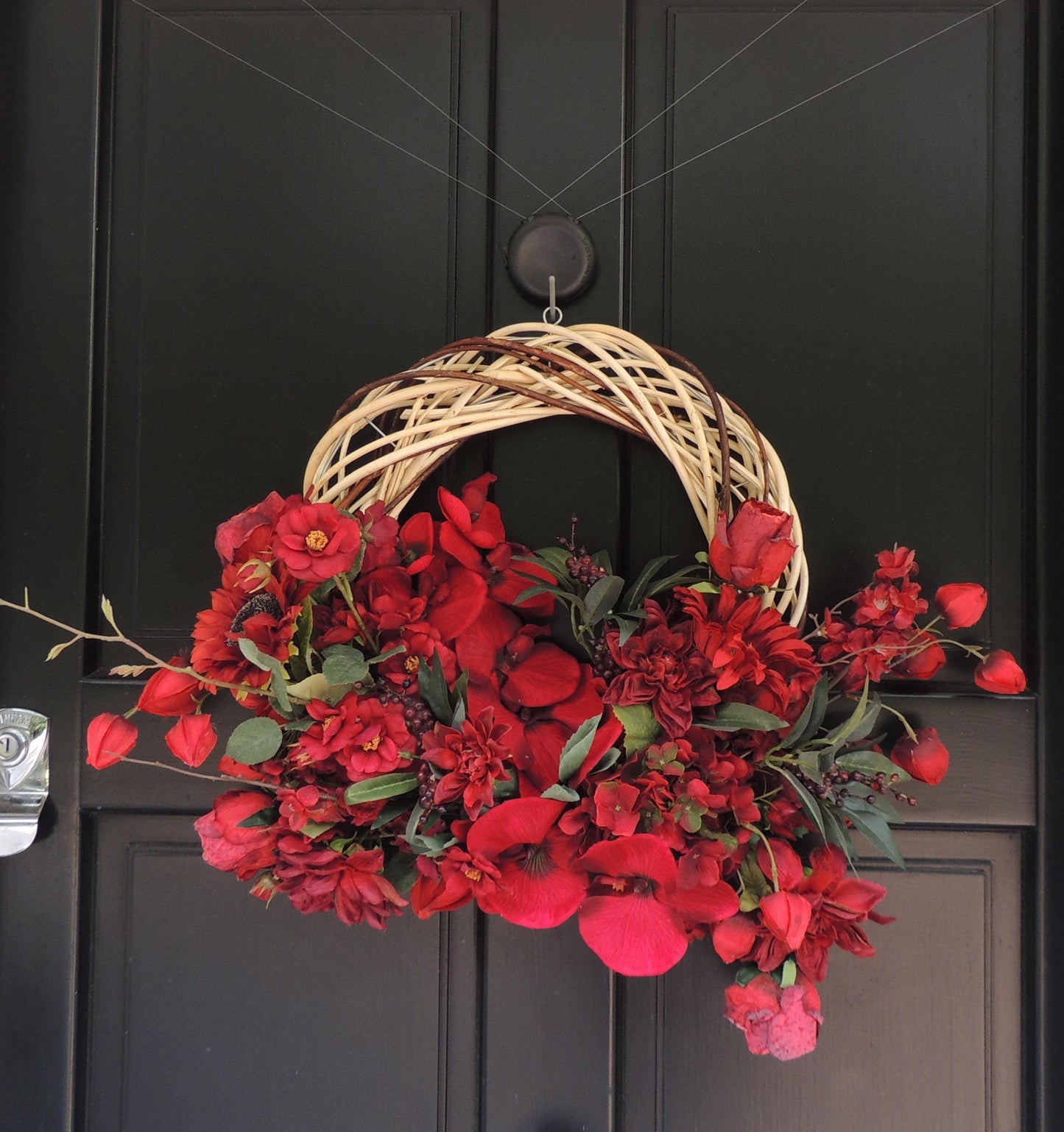 Red Floral Autumn Wreath, Front Door Wreath, Red Fall Wreath, Red Flower Wreath, Everyday Door Decor, Summer Wreath, Spring Wreath Gift