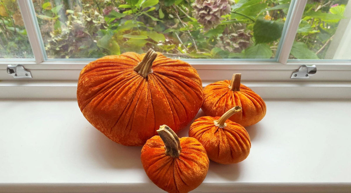 Set of 4 Velvet Pumpkins, Burnt Orange Autumn Fall Pumpkin Decorations, Table Mantel Decor, Natural Stems