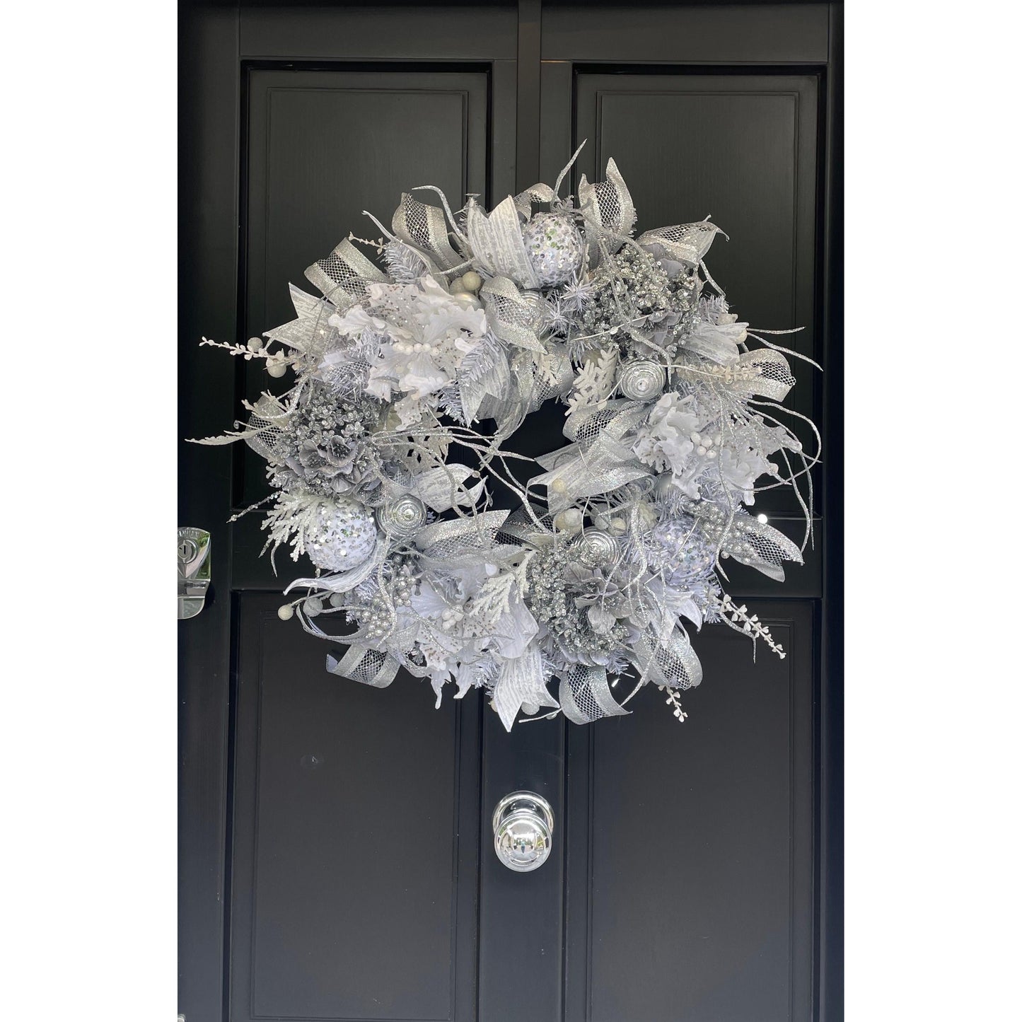 White Silver Luxury Christmas Wreath Front Door Luxury Home Decorations Xmas Winter Mantle Decor Holiday Wreath Advent Swag Silver Theme