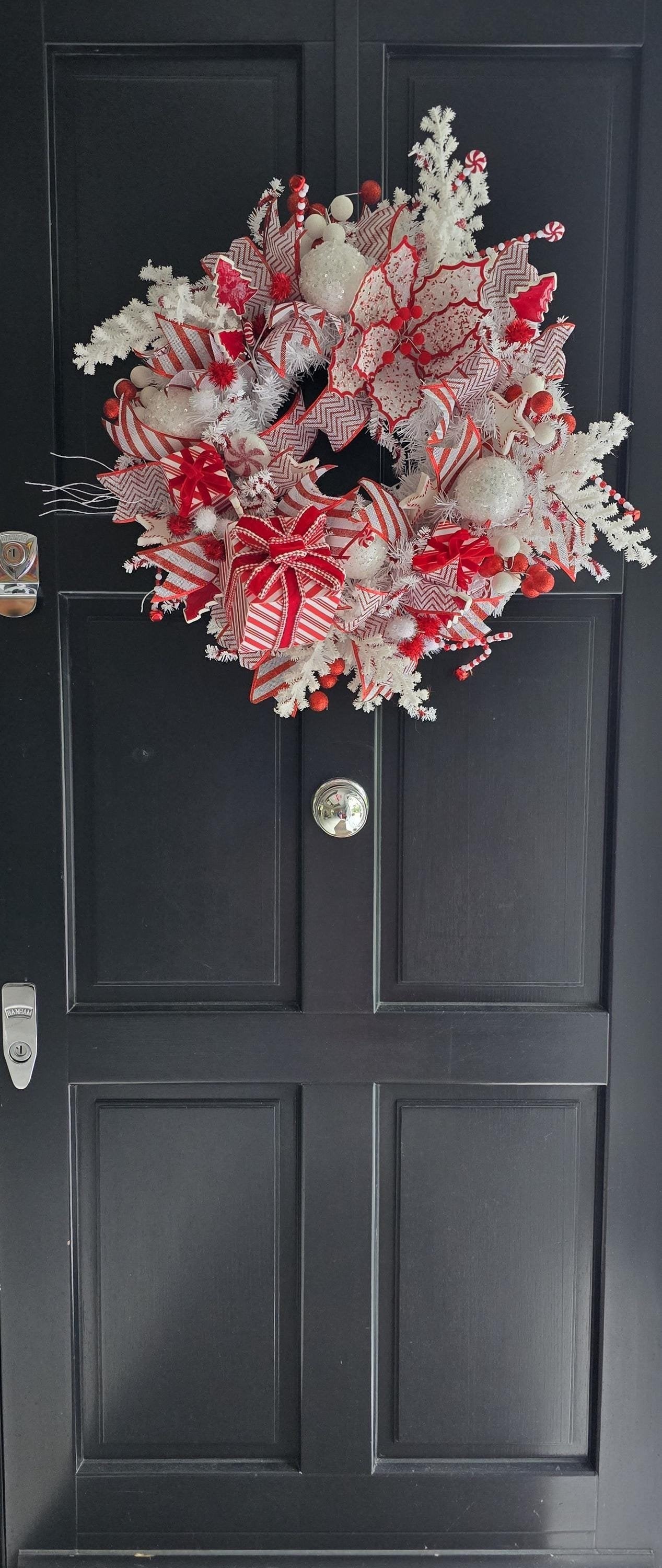 Luxury Red & White Christmas Wreath | Peppermint Candy & Gift Box Front Door Wreath | 50cm (20")