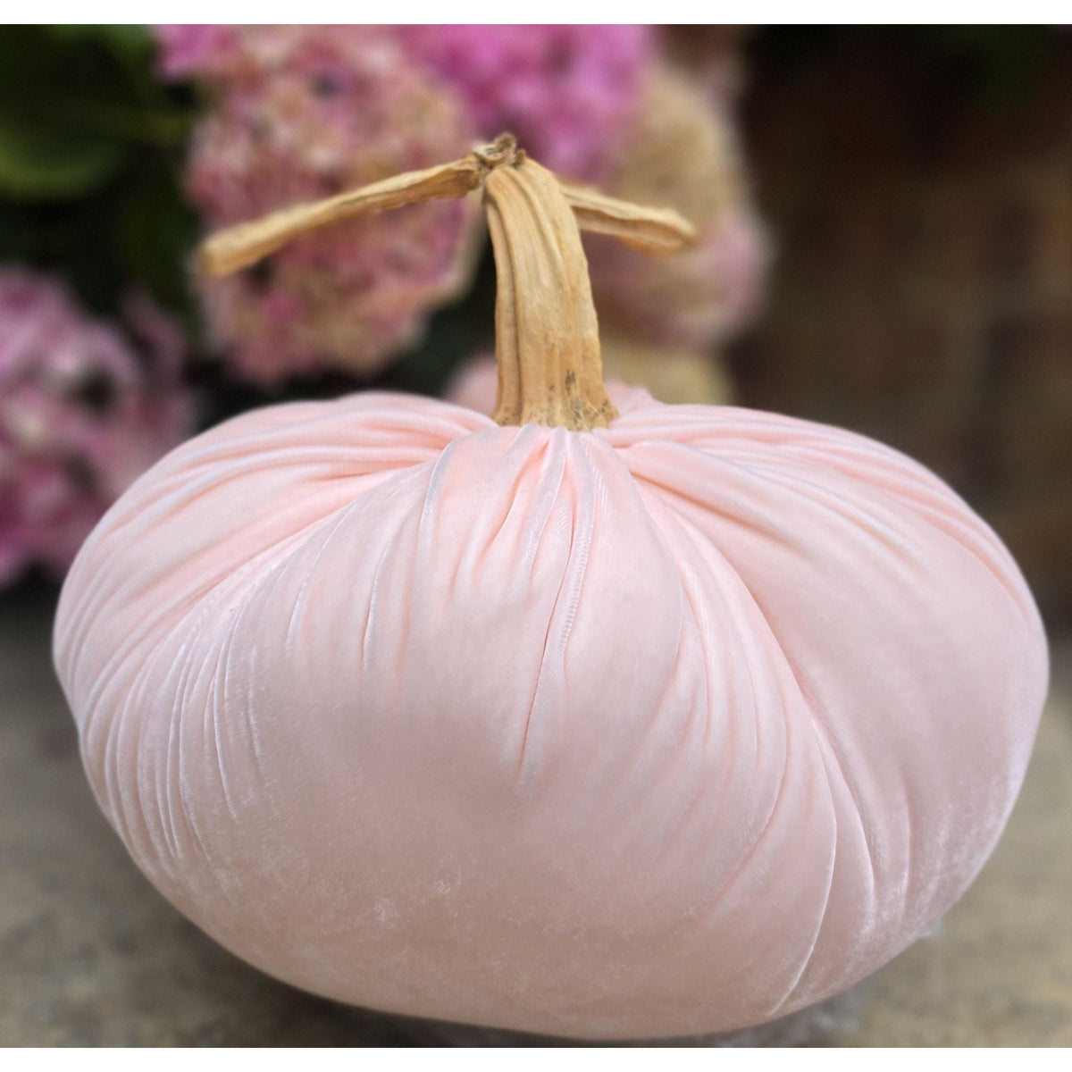 LARGE Baby Pink Velvet Pumpkin, Glam Fall Pumpkin, Blush velvet Pumpkin, Luxury Thanksgiving Table Decor, Autumn Home, Easter Decorations