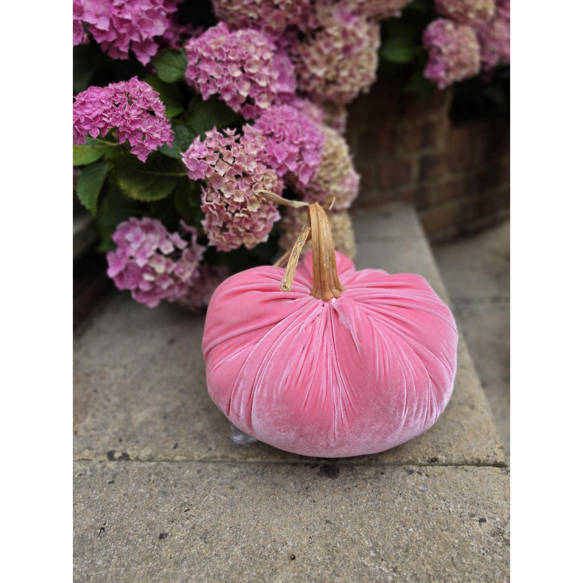 LARGE Baby Pink Velvet Pumpkin, Glam Fall Pumpkin, Blush velvet Pumpkin, Luxury Thanksgiving Table Decor, Autumn Home, Easter Decorations
