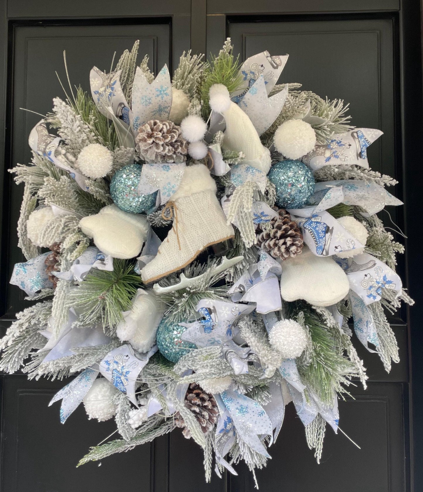 Luxury Winter Wonderland Christmas Wreath | Ice Blue Snow Flocked Wreath | 60cm (24")