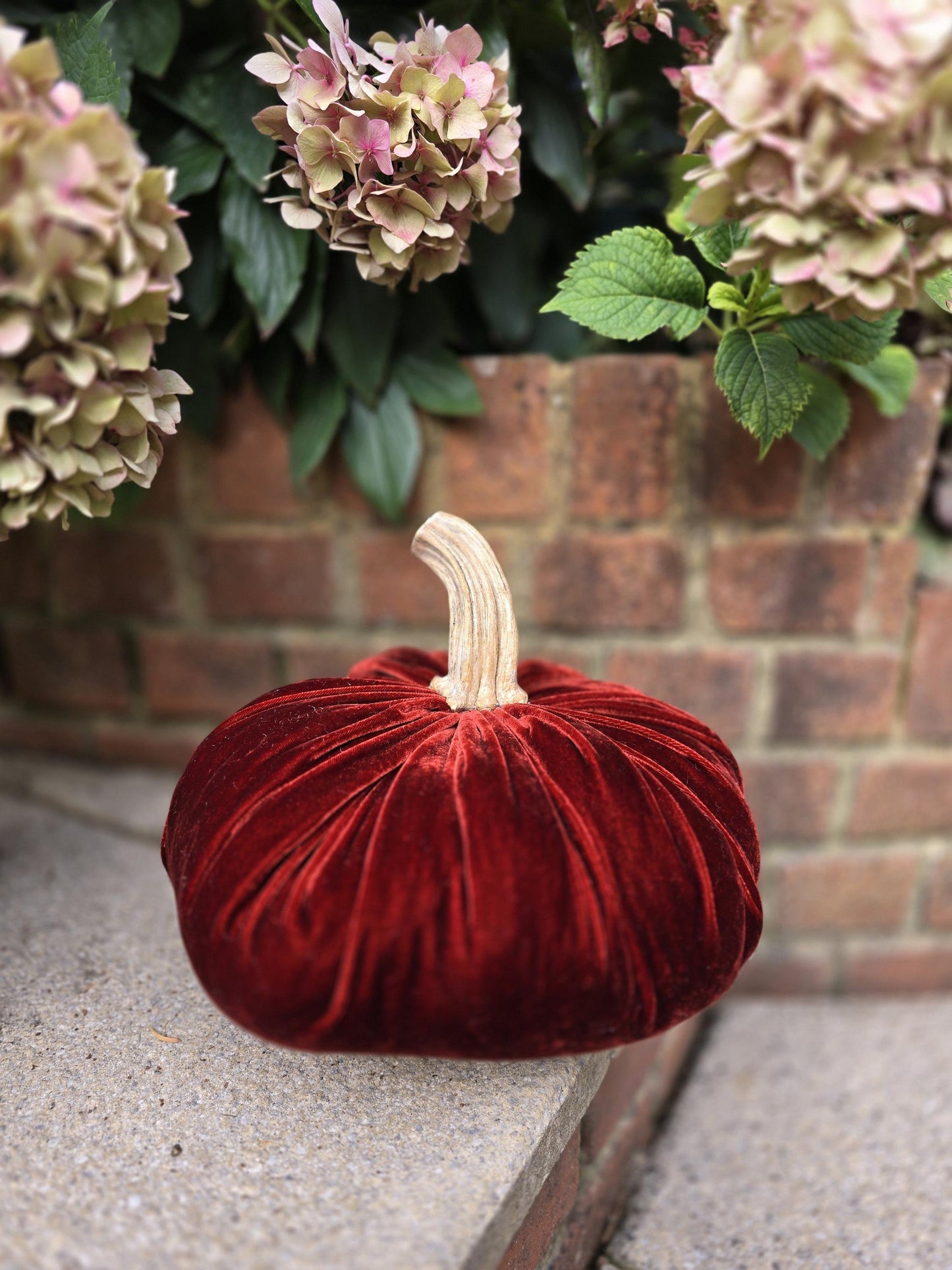 LARGE Ochre Burnt Orange Plush Silk Velvet Pumpkin, Autumn Wedding Decorations, Thanksgiving Tablescape, Farhouse Decor, Country Kitchen