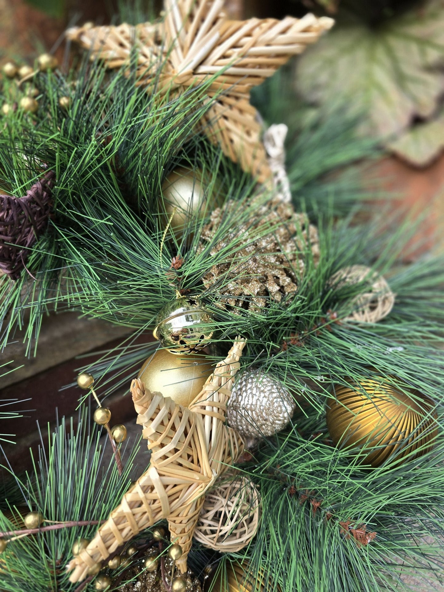 Luxury Long Needle Pine Christmas Wreath | Rustic Farmhouse Front Door Wreath | 60cm (24")