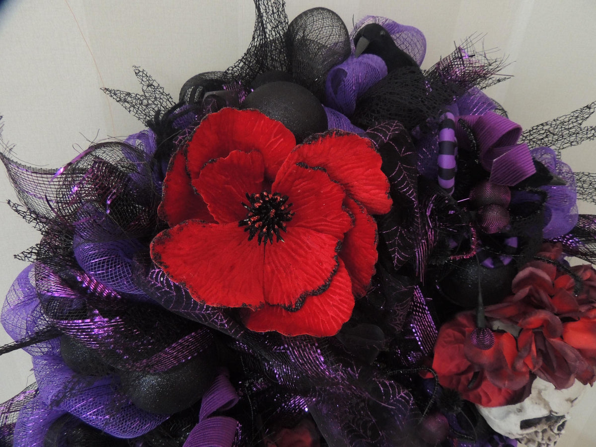 Skull and Roses Halloween Wreath for Front Door, Gothic Floral Halloween Decor, Purple Handmade Spooky Autumn Wreath, Glam Skull Door Swag