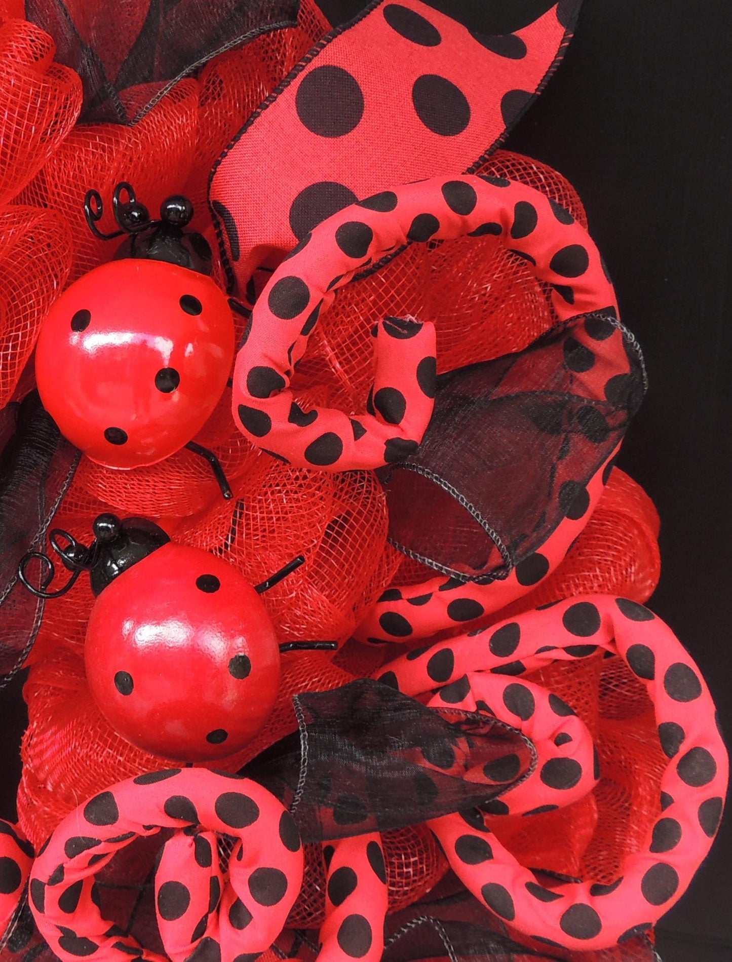 Luxury Ladybug Wreath | Red & Black Summer Front Door Wreath | Garden Decor | 60cm (24")