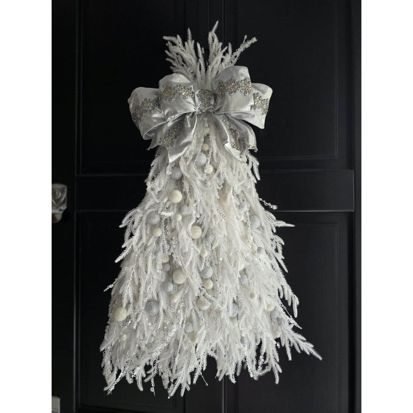 Large Luxury Christmas Tree Wreath Elegant Front Door Home Decorations White Xmas Winter Mantle Decor Porch Holiday Swag Designer Unique