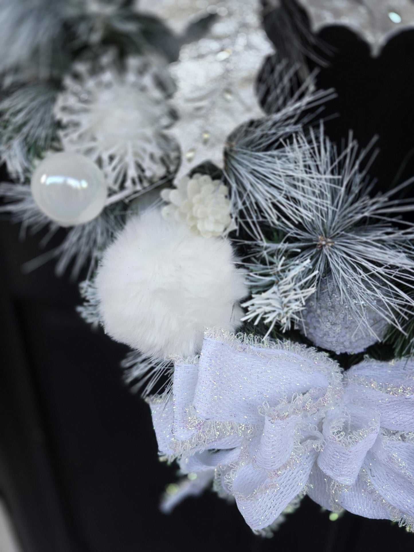 Christmas Wreath, White Frosted Front Door Wreath, Winter Wonderland Christmas Decor, Snowy Pine Holiday Wreath, Luxury Christmas Wreath