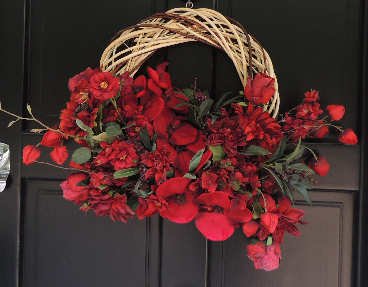 Red Floral Autumn Wreath, Front Door Wreath, Red Fall Wreath, Red Flower Wreath, Everyday Door Decor, Summer Wreath, Spring Wreath Gift