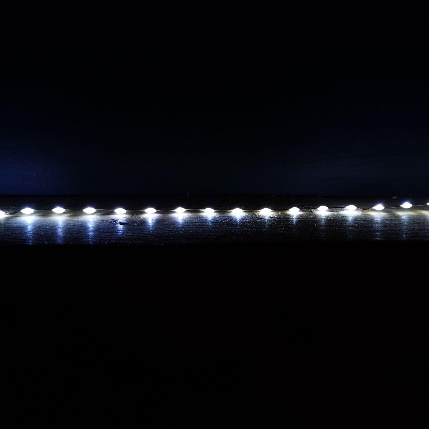 Premier 9.6m Compact MicroBrights Christmas Lights with 600 LEDs in White