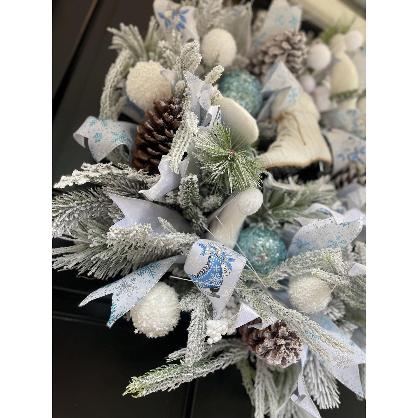 XL White Flocked Christmas Wreath Ice Skating Front Door Elegant Home Decor Decoration Glam Winter Swag Designer Unique Gift Luxury Holiday