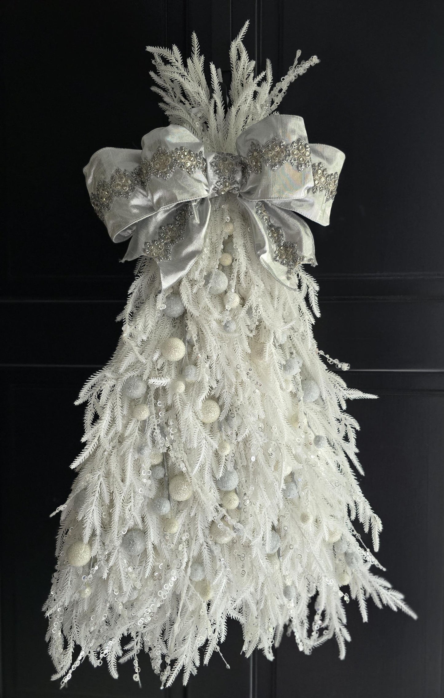 Luxury White Christmas Tree Door Swag | Winter Wonderland Door Decor | 50cm (20")