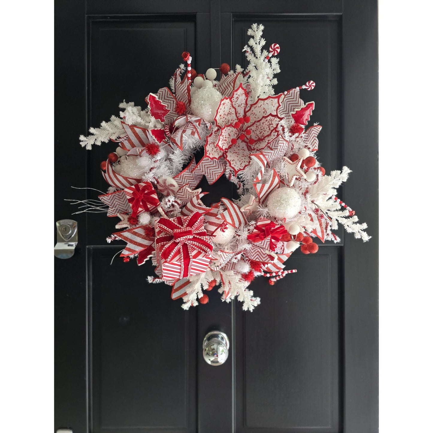 Luxury XL Candy Cane Red White Candy Gift Christmas Wreath Front Door Elegant Home Decorations Xmas Mantle Decor Holiday Wreath Advent Swag