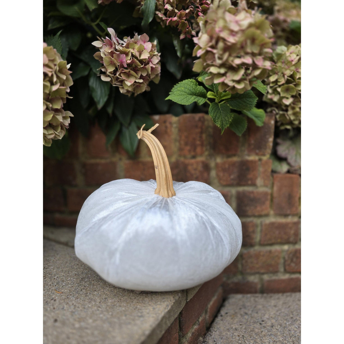 White Crushed Velvet Pumpkin, LARGE Wedding Pumpkin, Ivory Fall Decor, Handmade Autumn Pumpkin, Thanksgiving Centrepiece, Rustic Decor