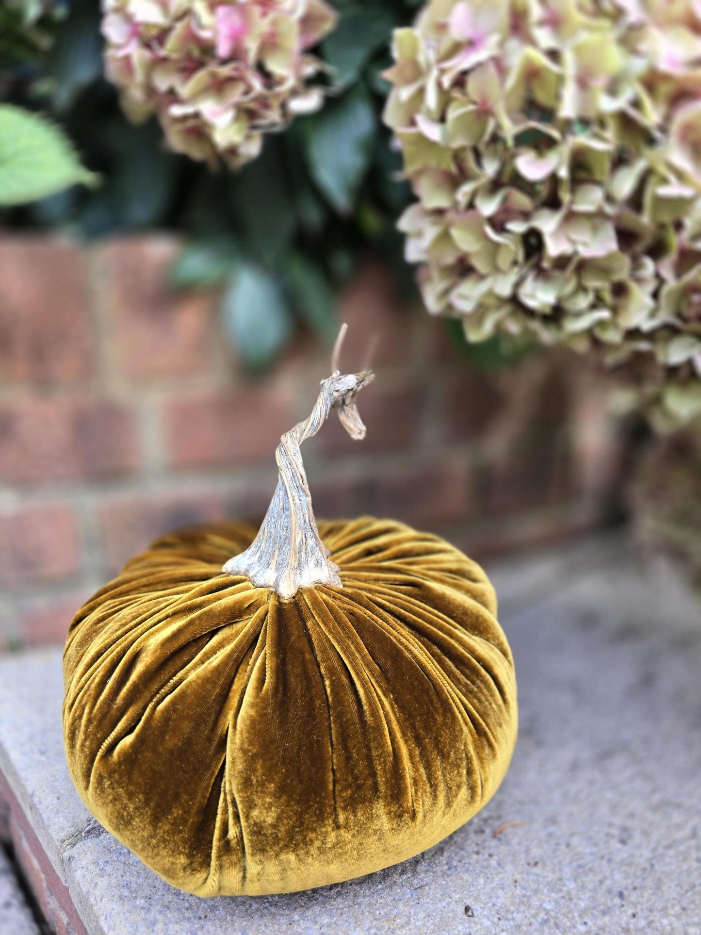 Mustard Gold XL Large Plush Silk Velvet Pumpkins, Handmade Autumn Decor, Real Stem Centerpiece Ornament, Glitzy Decoration, Fall Wedding