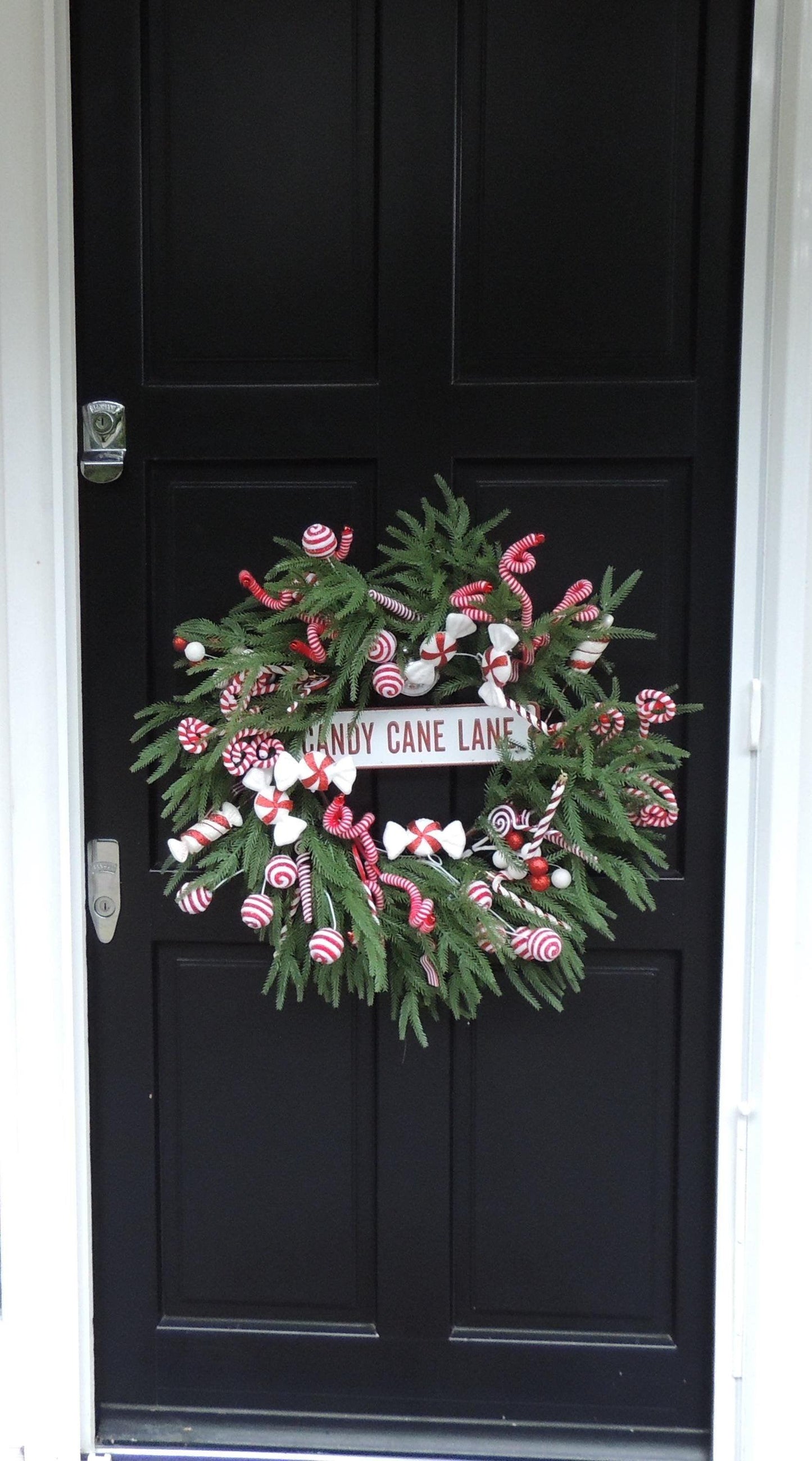 Luxury Candy Cane Christmas Wreath | Candy Cane Lane Front Door Wreath | 60cm (24")