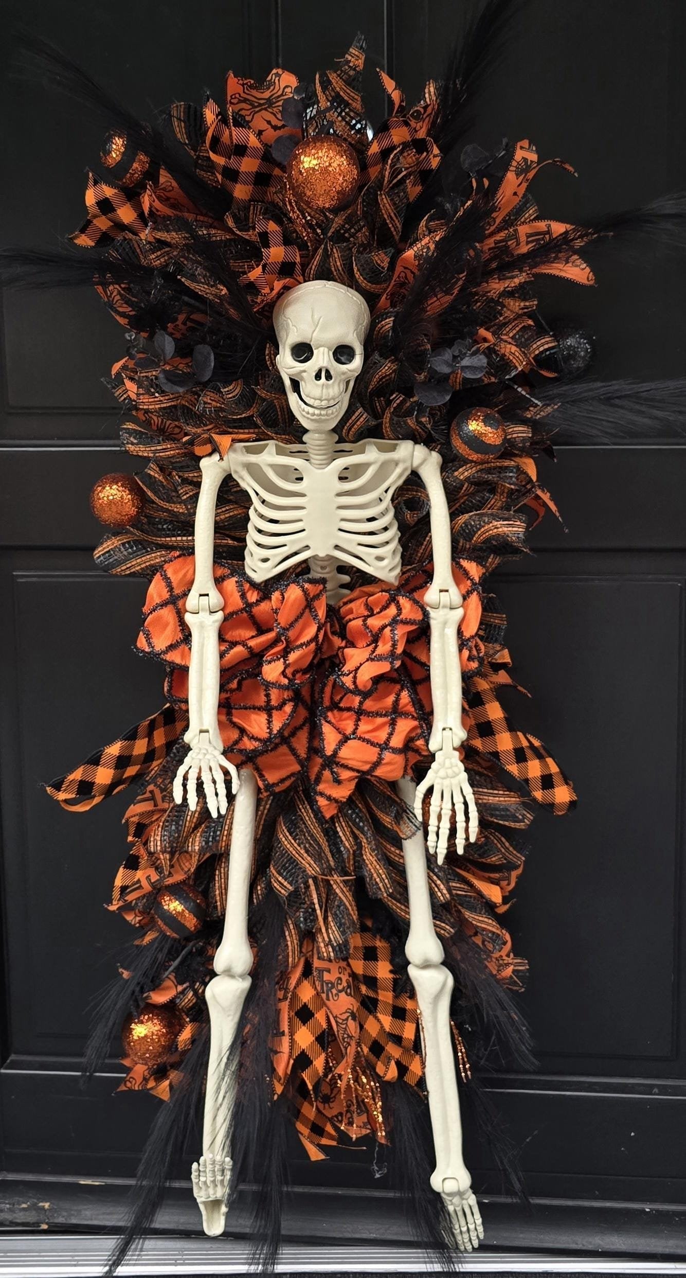 XXL Skeleton Halloween Teardrop Swag | Luxury Halloween Front Door Decor | 106cm (42")
