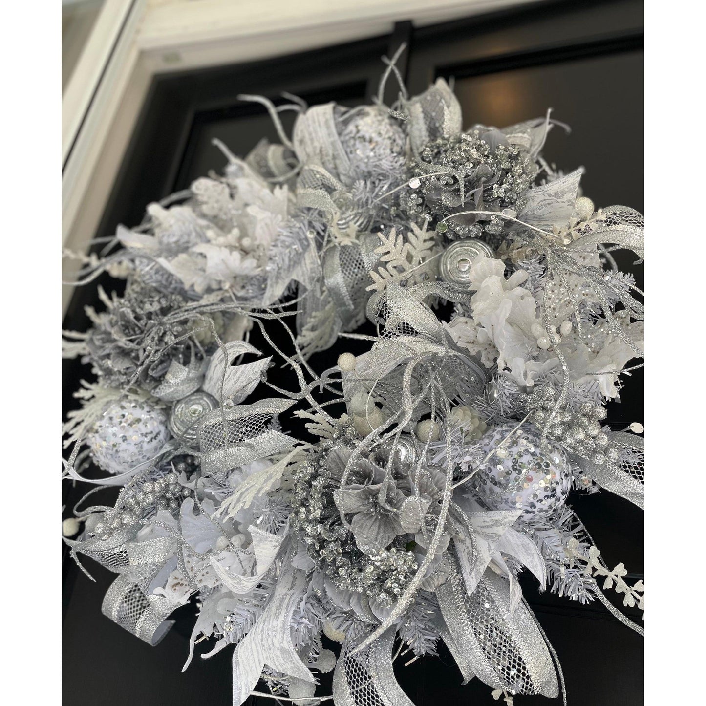 White Silver Luxury Christmas Wreath Front Door Luxury Home Decorations Xmas Winter Mantle Decor Holiday Wreath Advent Swag Silver Theme