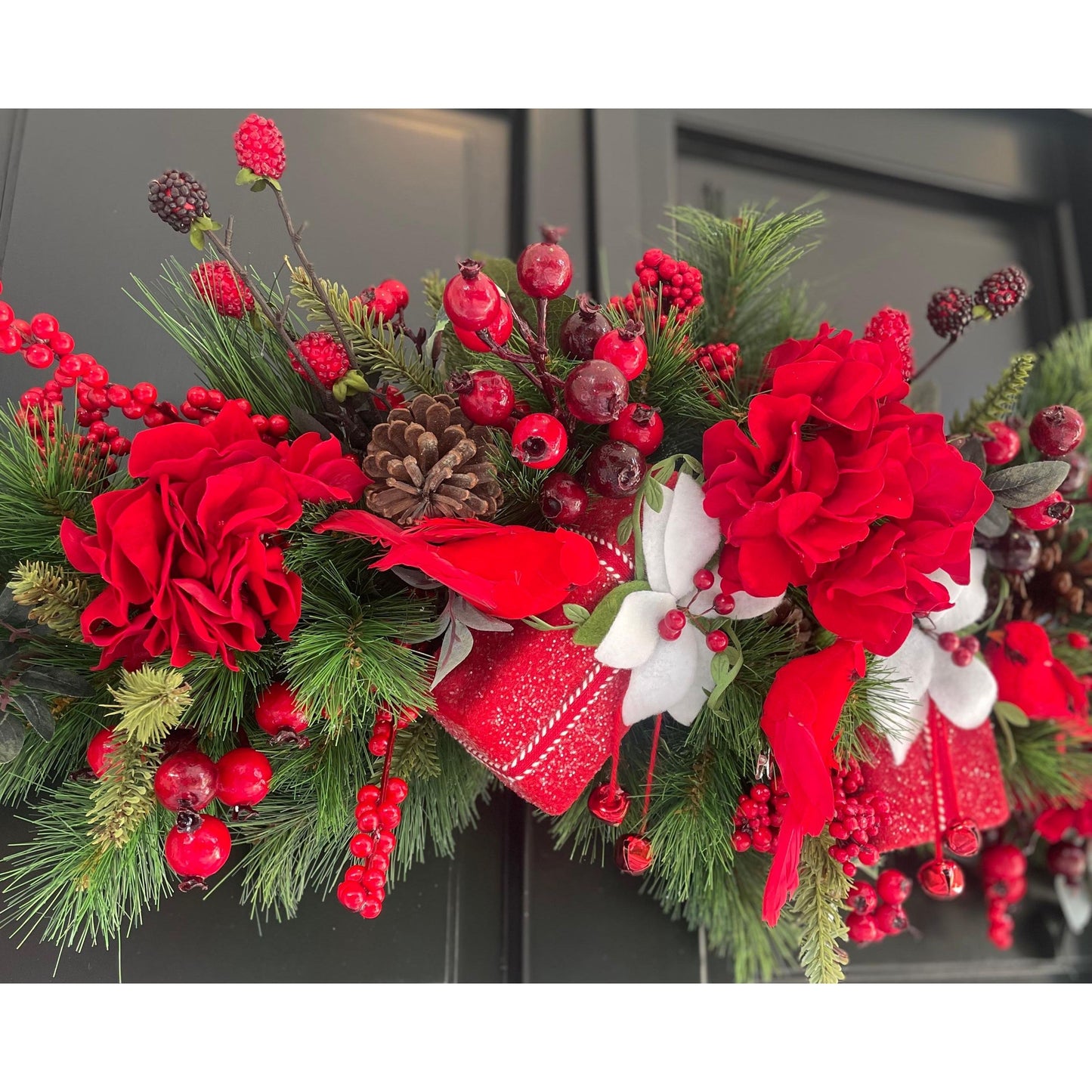 Traditional Red Green Christmas Wreath Front Door Luxury Home Decorations Xmas Winter Mantle Decor Holiday Wreath Advent Swag Xmas Farmhouse