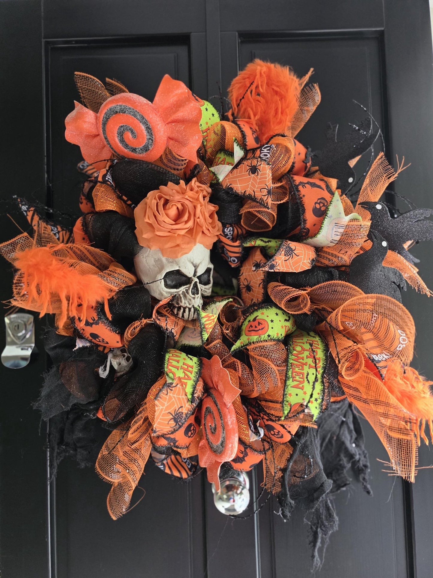 XL Gothic Skull Halloween Wreath | Luxury Halloween Front Door Decor | 65cm (26")