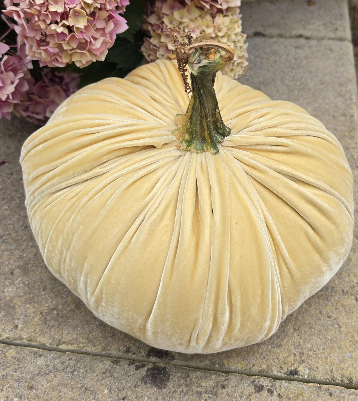 Cream LARGE Silk Velvet Pumpkin, Rustic Farmhouse Decor, Wedding Centerpiece,Thanksgiving Tablescape,Hostess Gift Idea,Fall Home Decoration