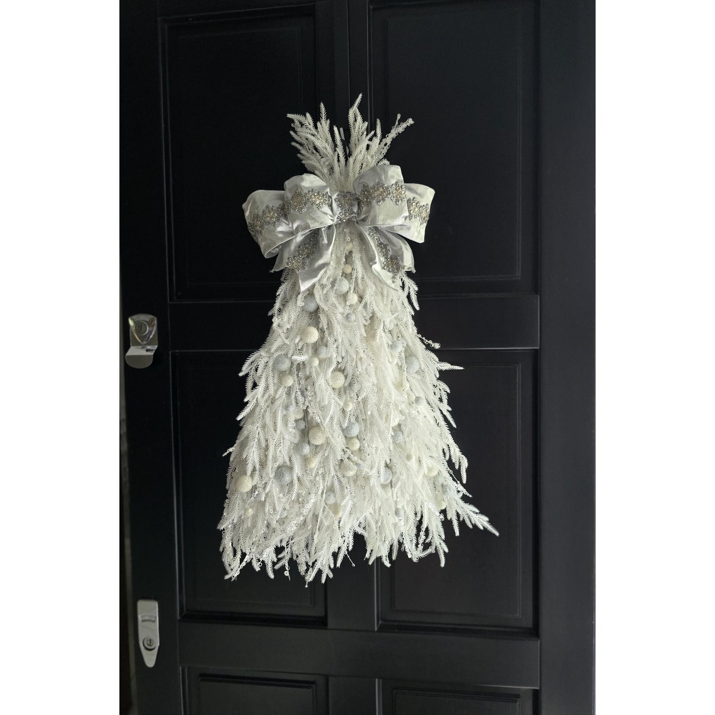 Large Luxury Christmas Tree Wreath Elegant Front Door Home Decorations White Xmas Winter Mantle Decor Porch Holiday Swag Designer Unique