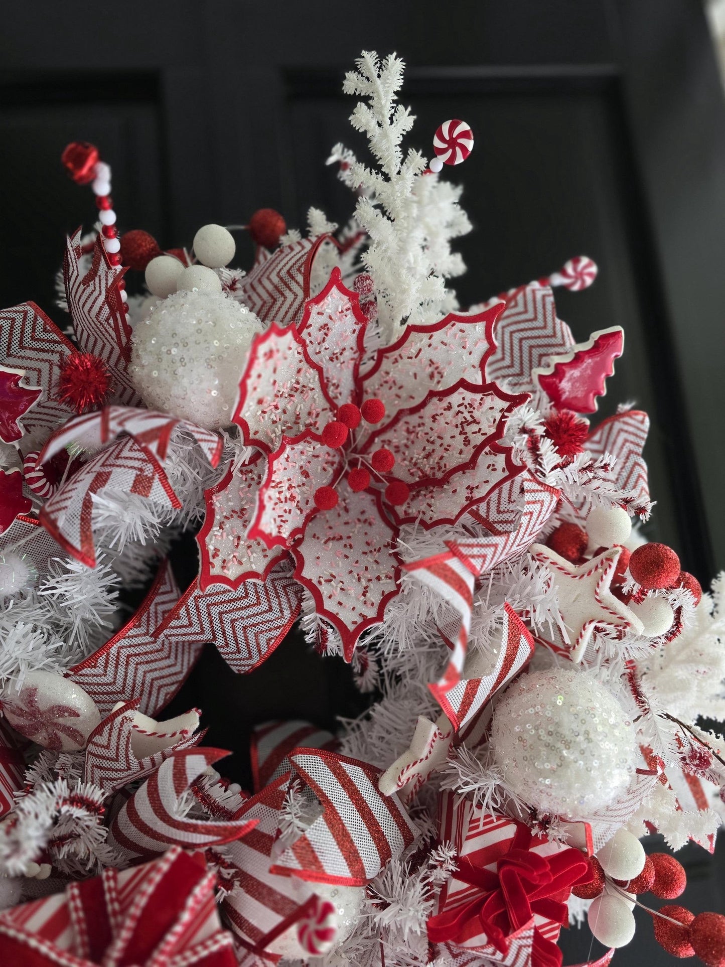 Luxury Red & White Christmas Wreath | Peppermint Candy & Gift Box Front Door Wreath | 50cm (20")