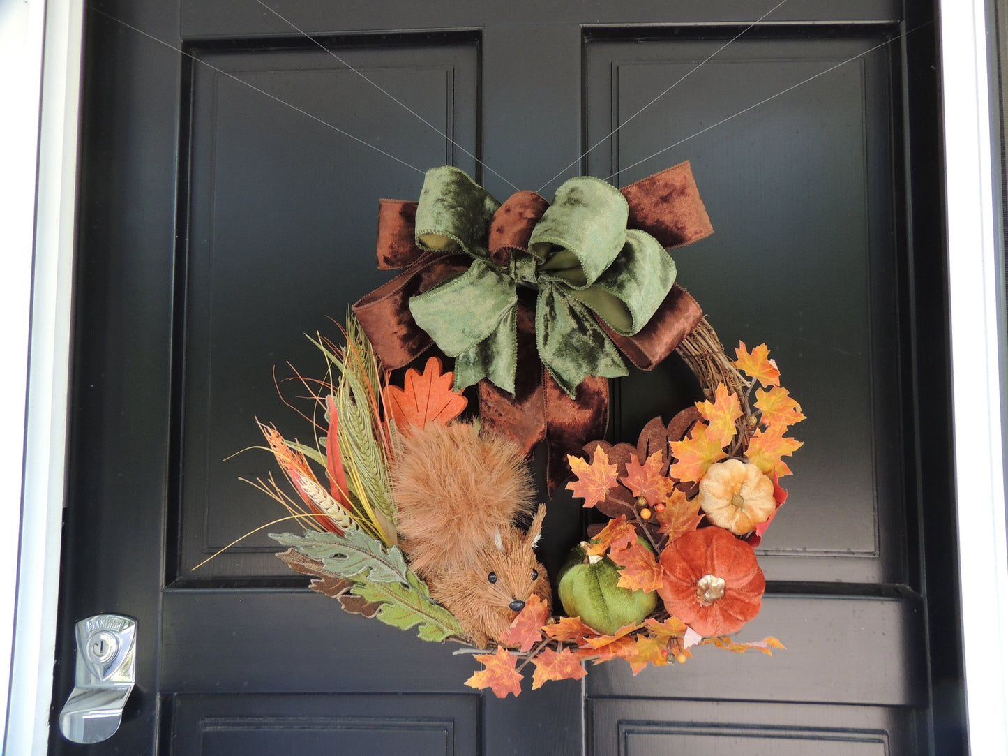 Luxury Woodland Squirrel Autumn Wreath | Velvet Pumpkin Fall Door Decor | 40cm (16")