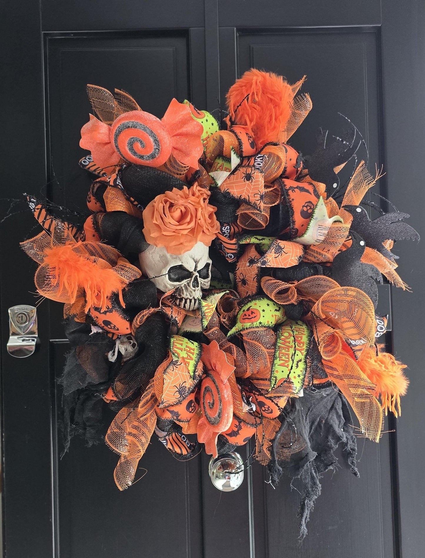 XL Gothic Skull Halloween Wreath | Luxury Halloween Front Door Decor | 65cm (26")