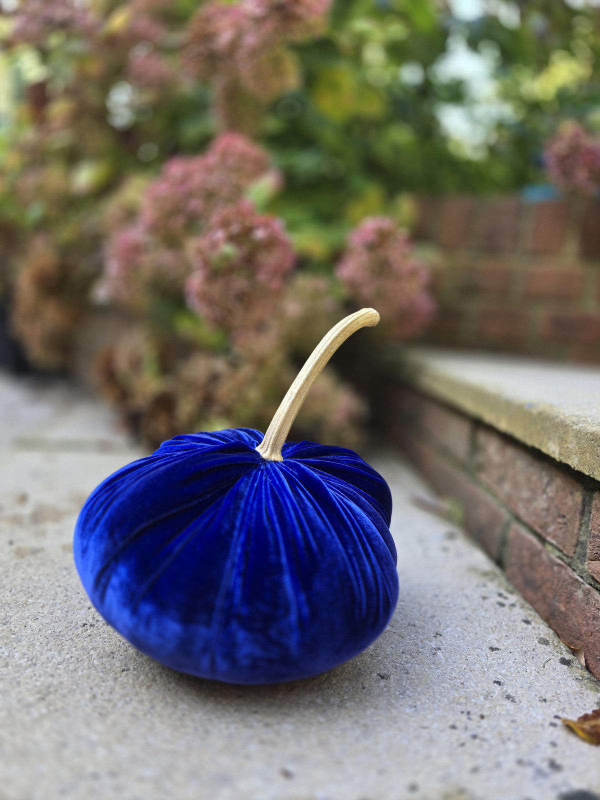 Navy Blue Luxury Silk Velvet LARGE Pumpkin Real Stem Harvest Autumn Handmade Home Decor Thanksgiving Table Decoration Centerpiece Ornament