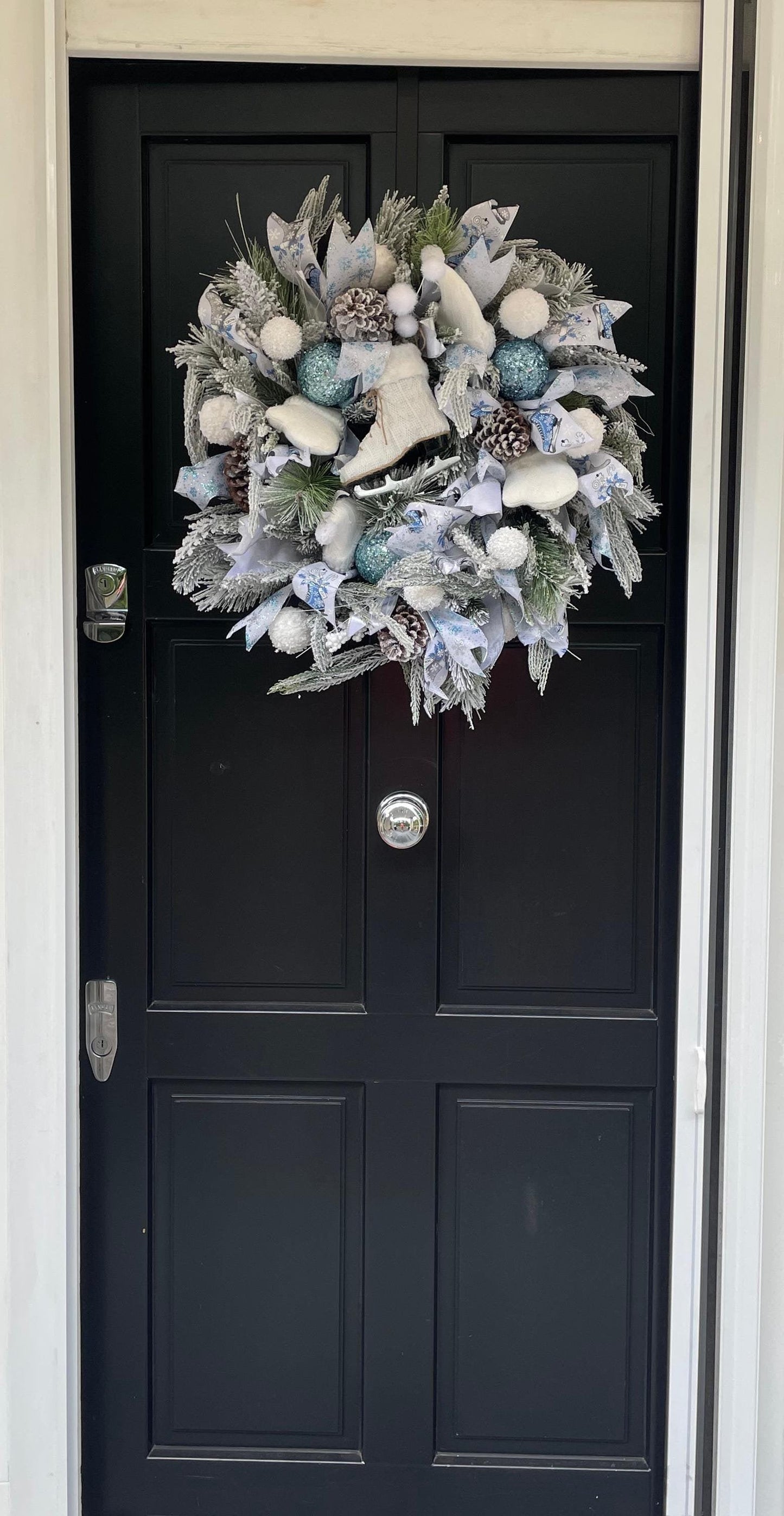 Luxury Winter Wonderland Christmas Wreath | Ice Blue Snow Flocked Wreath | 60cm (24")